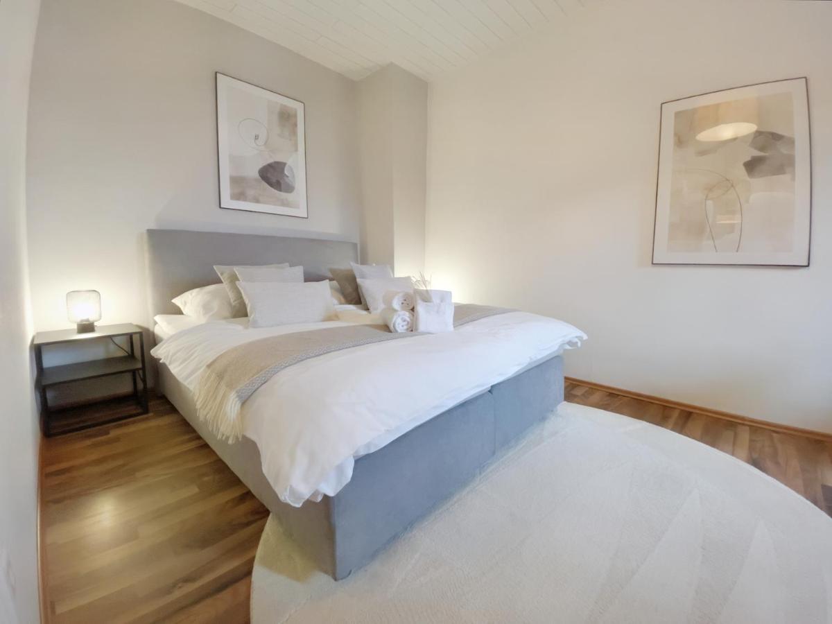 Milpau Recklinghausen1 - Modernes Und Zentrales Premium-Apartment Mit Queensize-Bett, Netflix, Nespresso, Smart-Tv Und Privatparkplatz Exterior photo