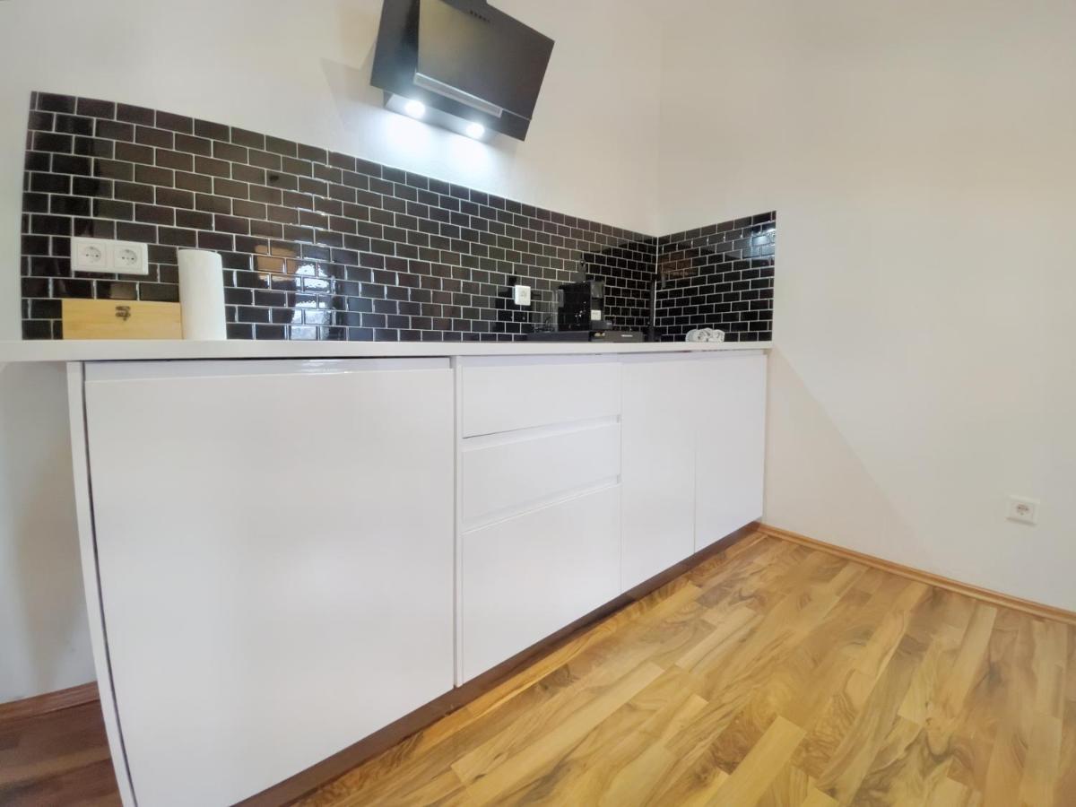 Milpau Recklinghausen1 - Modernes Und Zentrales Premium-Apartment Mit Queensize-Bett, Netflix, Nespresso, Smart-Tv Und Privatparkplatz Exterior photo