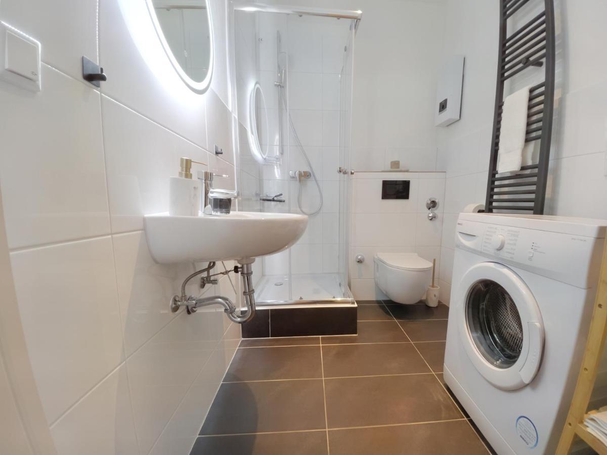 Milpau Recklinghausen1 - Modernes Und Zentrales Premium-Apartment Mit Queensize-Bett, Netflix, Nespresso, Smart-Tv Und Privatparkplatz Exterior photo